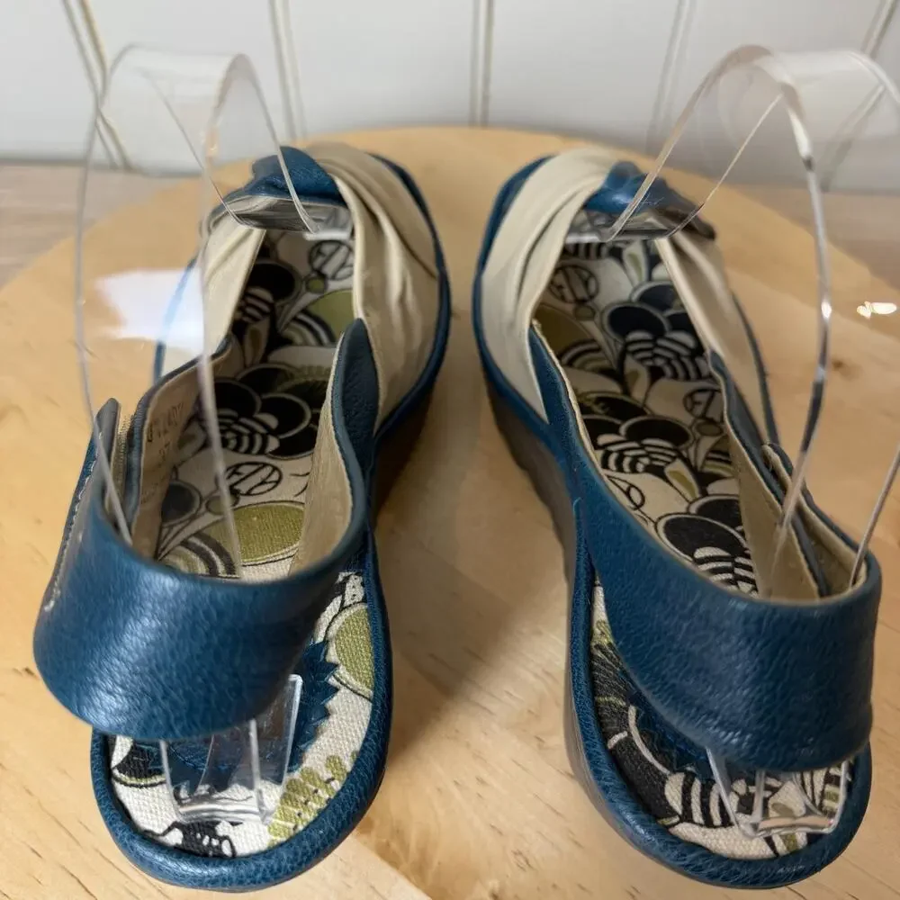 FLY LONDON EU 37 US 6-6.5 Yakin Yata Leather Blue Cream Sandals - Picture 5 of 15